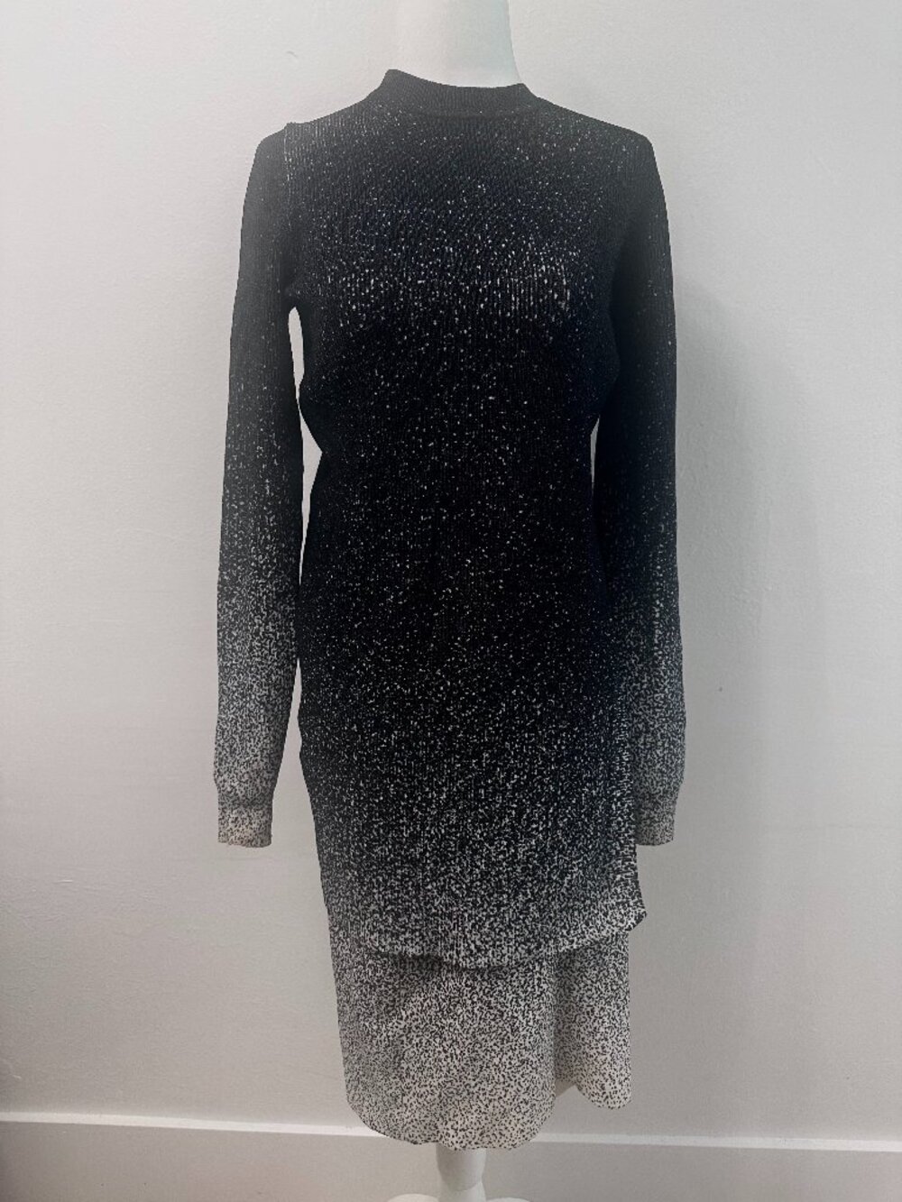 Scanlan Theodore Ombré Speckled Crepe Knit Matching Top and Skirt